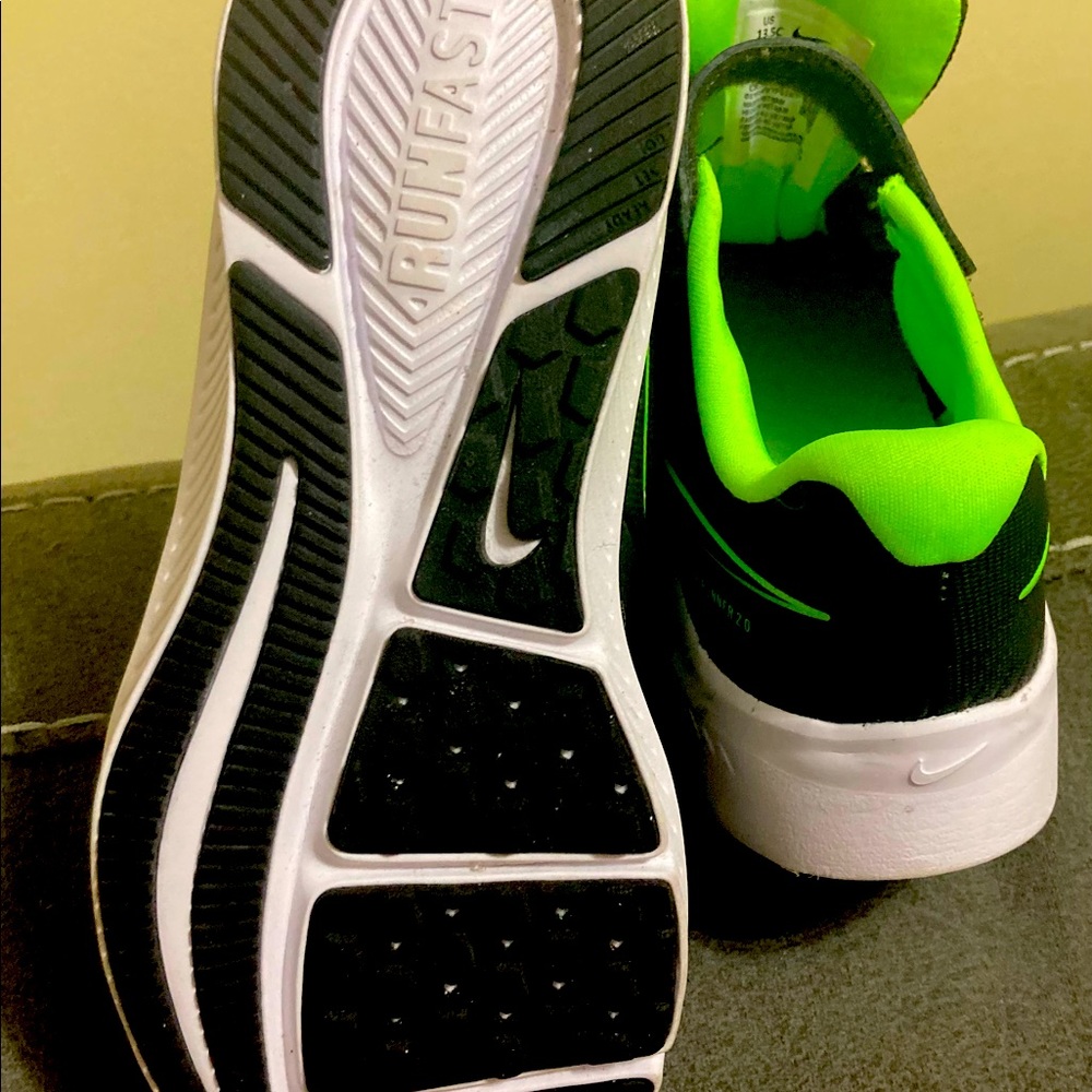 Nike Unisex Start Runners 2.0 Engineered For Speed Sneakers EUR 31.5 Like New